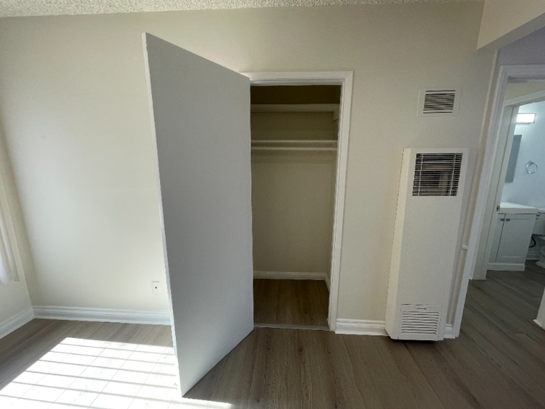 Building Photo - 19401 Haynes St