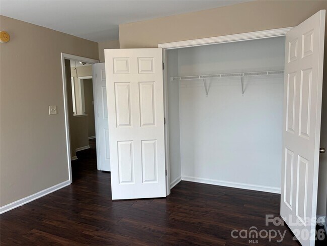 Building Photo - 3707 Rocky Brook Ct