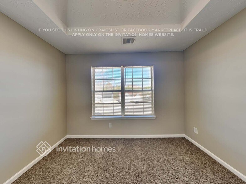 Building Photo - 20 Rock View Ln