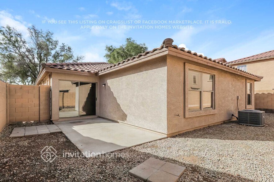 Building Photo - 9537 W Monte Vista Rd