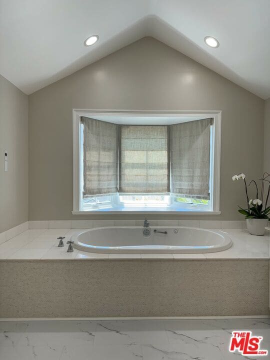 Building Photo - 1024 23rd St