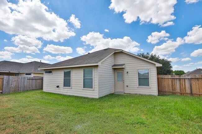 Building Photo - 20427 Shiloh Mist Ln