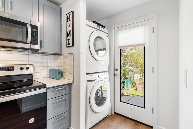 Building Photo - 450 SW 154th St