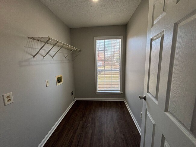 Building Photo - 1231 Beaver Trail Dr