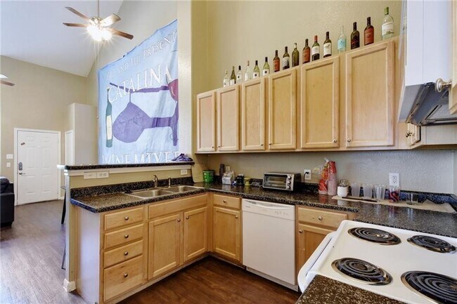 Building Photo - West Campus Complex For Lease Aug 2026!