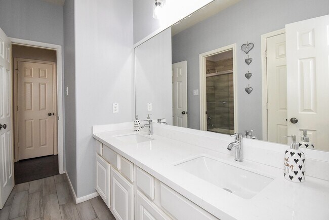 Building Photo - 4234 Hazepoint Drive