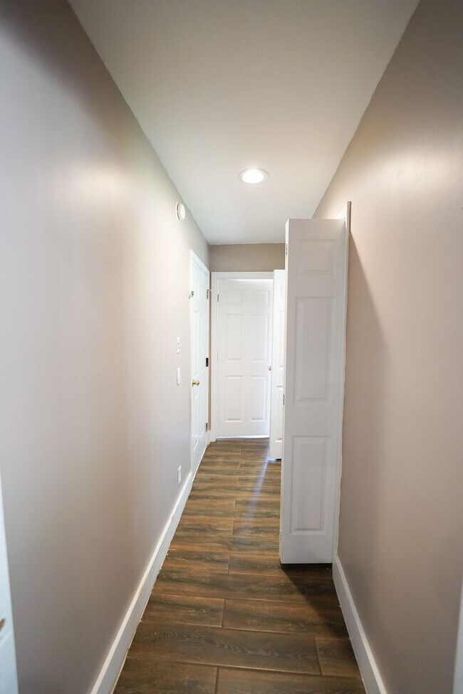 Building Photo - Coming Available!