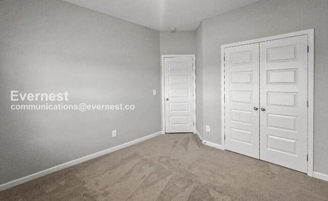 Building Photo - 1405 Pipeline Ave