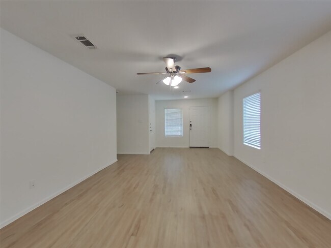 Building Photo - 17159 Quaking Aspen Ln