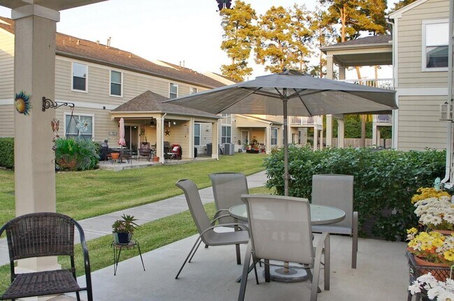 Building Photo - 13600 Breton Ridge St