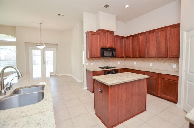 Building Photo - 3807 Broken Pine Ct