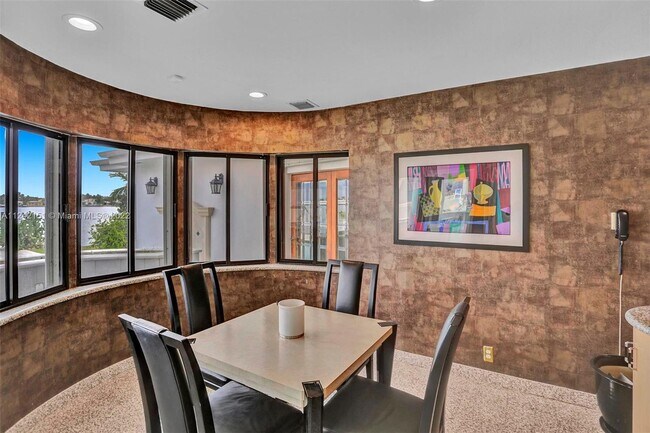 Building Photo - 1411 N Biscayne Point Rd