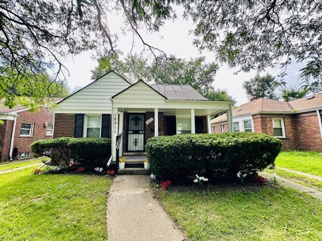 Primary Photo - 3 Bedroom 1 Bath Welcome Section 8