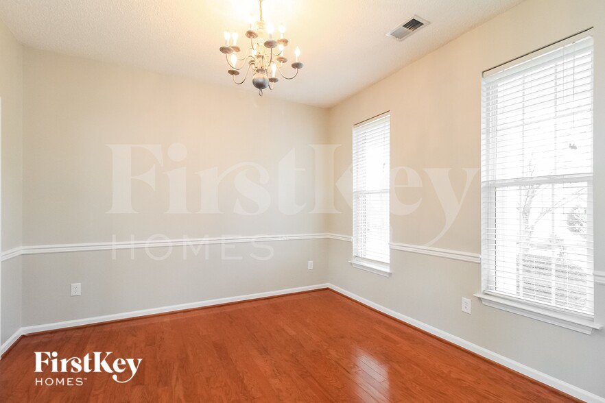 Building Photo - 791 Pecan Ridge Cir