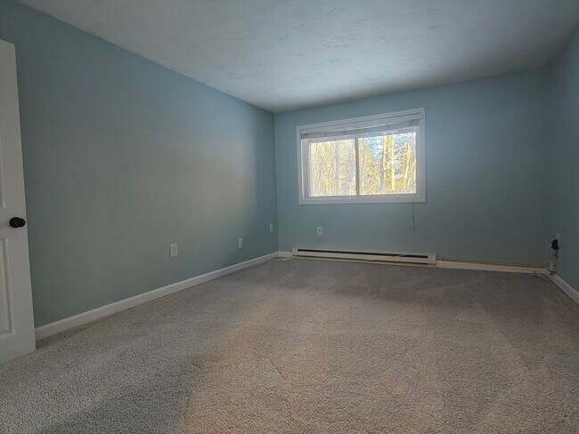 Building Photo - 66 Highwood Dr