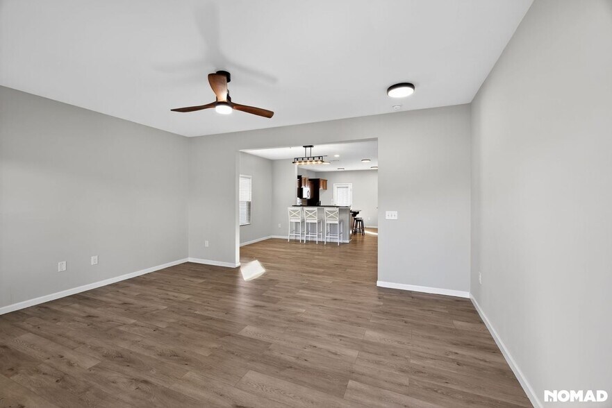 Building Photo - 2321 Autumn Mist Dr