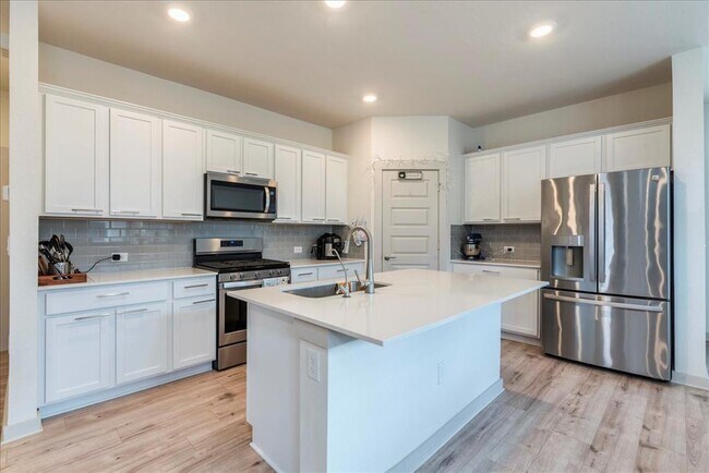 Building Photo - 125 Cupreata Ln