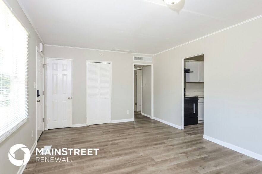 Building Photo - 4030 Kalmar Dr