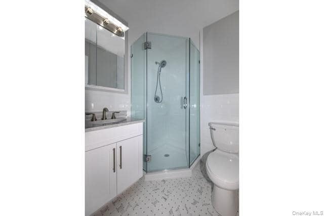 Building Photo - 43 Weaver Dr