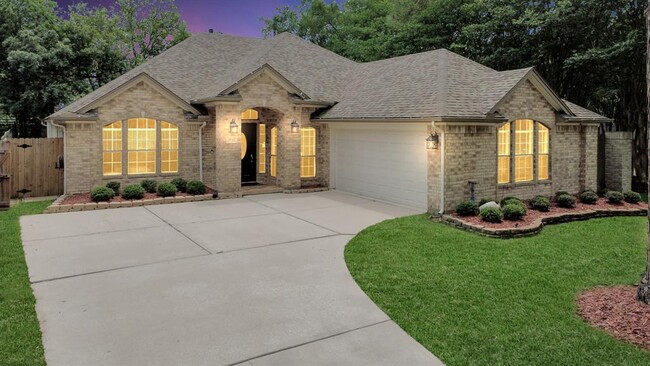 Building Photo - 2015 Dawn Crest Ct