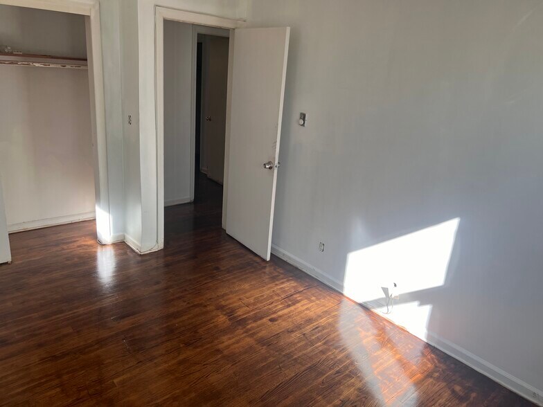 Bedroom 2 - 21 N Spring St