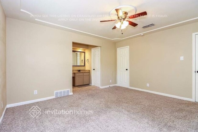 Building Photo - 7533 Clover Ln