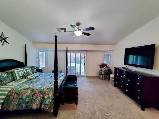 Building Photo - 19696 N Madison Dr