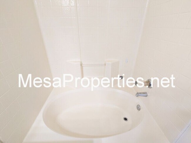 Building Photo - 15635 Desert Springs Dr