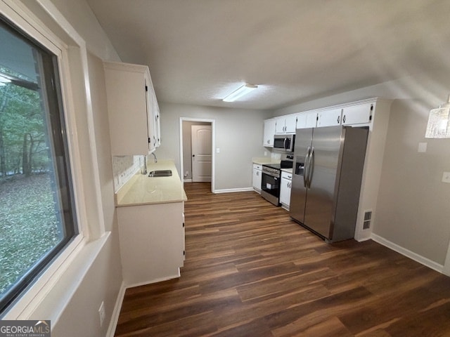 Building Photo - 13 Housley Dr