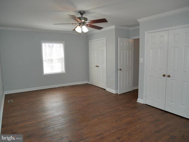Building Photo - 3045 Federal Hill Dr