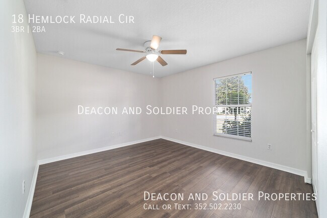 Building Photo - 18 Hemlock Radial Cir