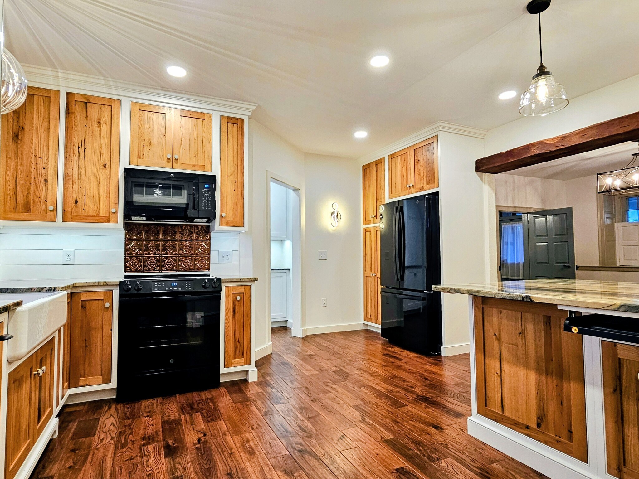 Building Photo - 105 S Windy Mansion Rd