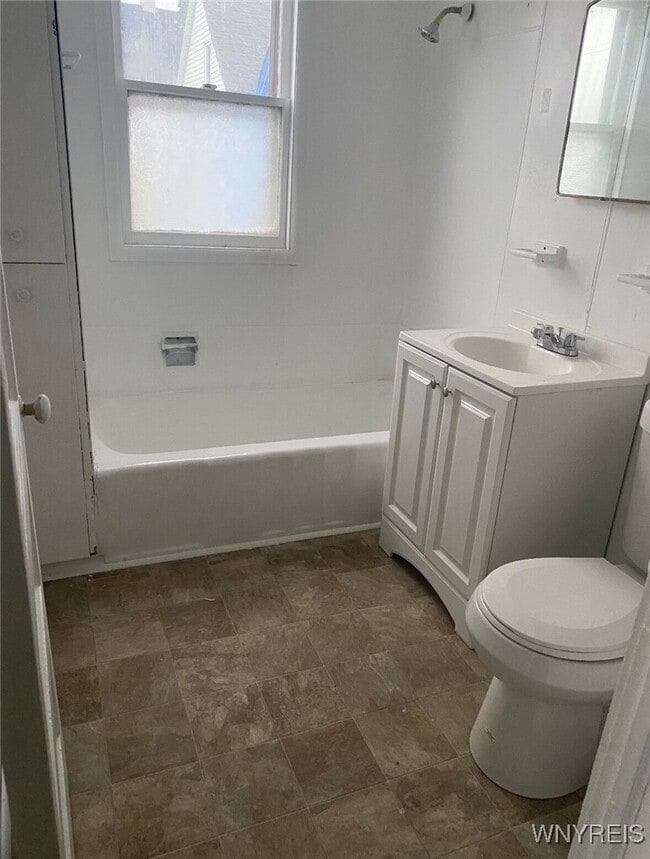 Building Photo - 2445 Bailey Ave