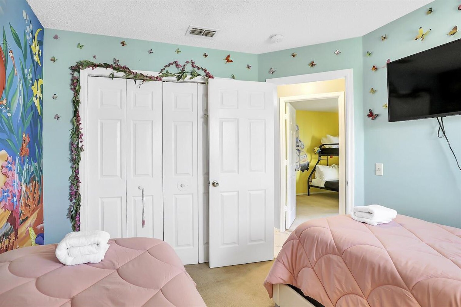 Building Photo - 4716 Windwood Dr