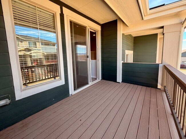 Building Photo - Move-In Ready 3-Story Townhome with Loft & 2-Car Garage