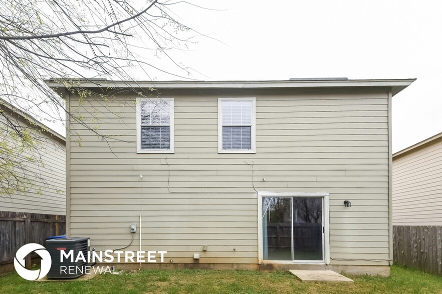 Building Photo - 11 Basin Elm