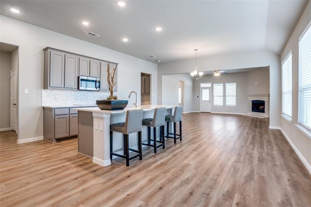 Primary Photo - 3137 Greymoore Dr