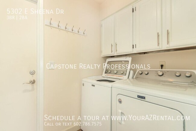 Building Photo - 5302 E Sheena Dr