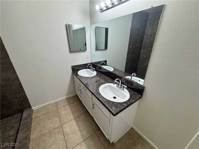 Building Photo - 2539 Winterwood Blvd