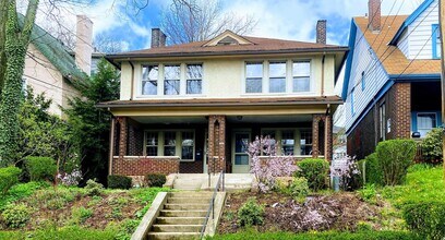 Building Photo - 5923 Douglas St