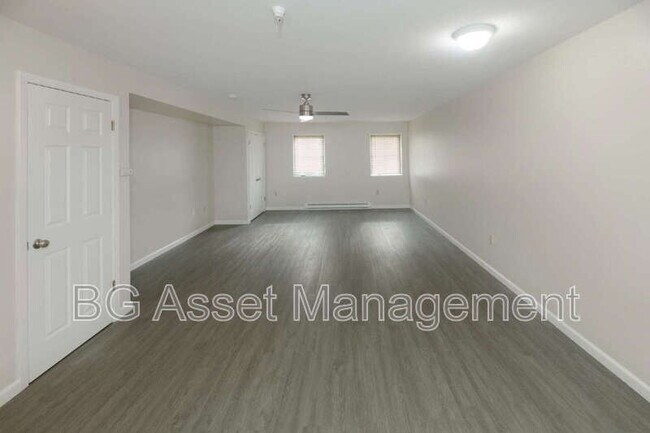 Building Photo - 701 San Pablo Ave