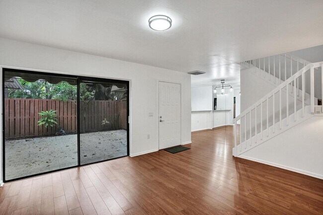 Building Photo - 9111 SW 20th St