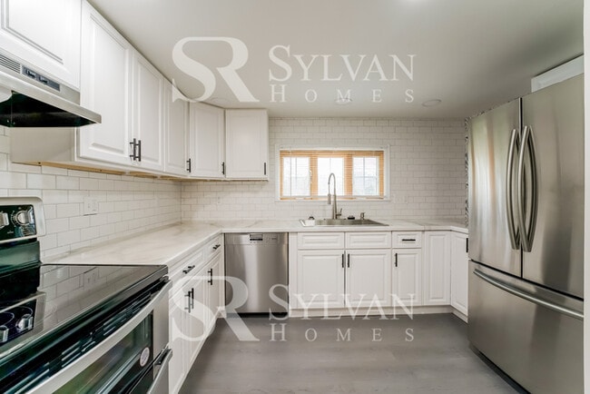 Building Photo - The Lifestyle You Deserve.