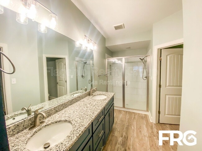 Building Photo - 1407 S Taylor St