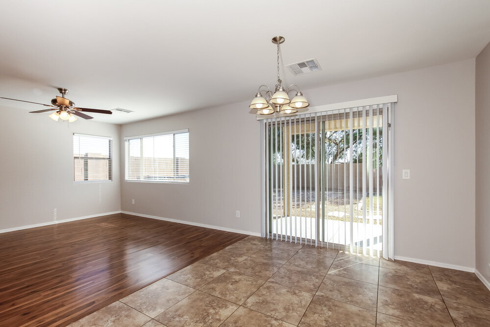 Building Photo - 12035 W Leather Ln