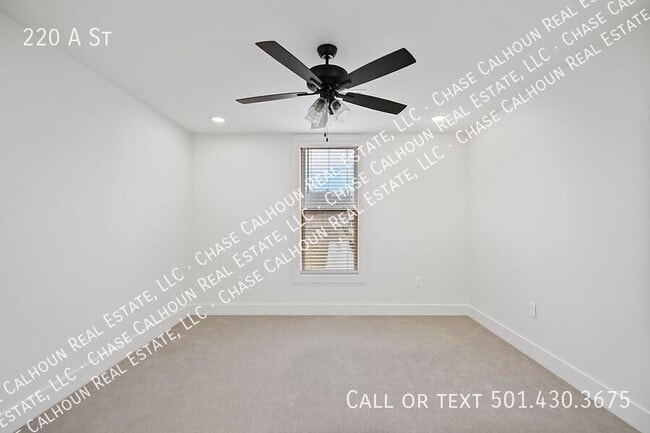 Building Photo - 220 A St