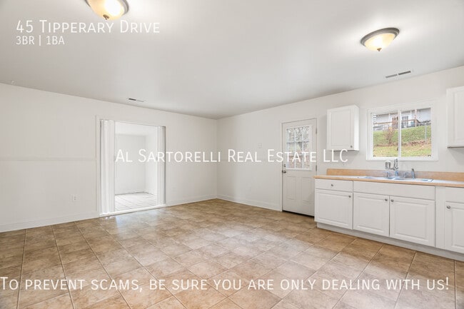 Building Photo - 45 Tipperary Dr