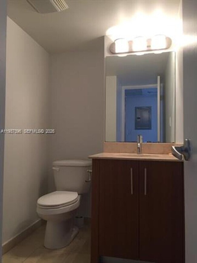 Building Photo - 10275 Collins Ave