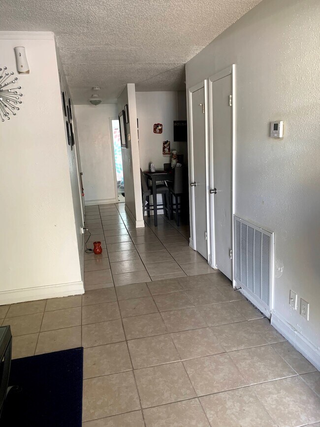 Hall - 4134 12th Ave S