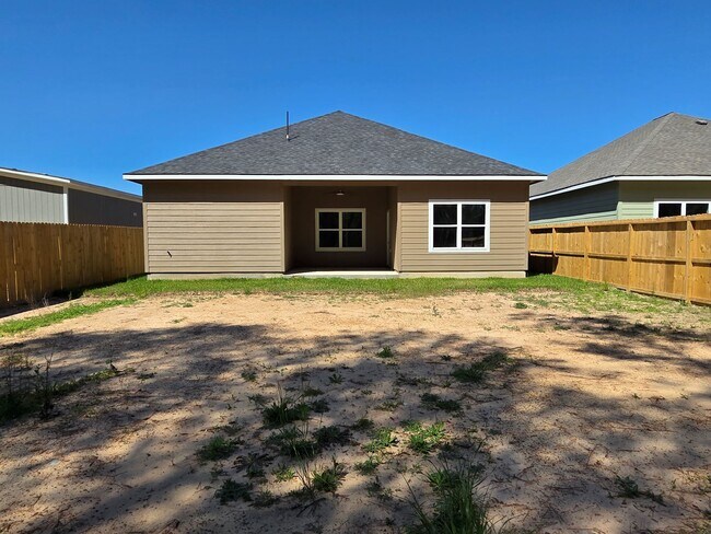 Building Photo - 16276 Jeet St